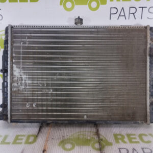 Radiador De Agua Vw Gol 1.6 (05769753)