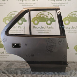 Puerta Trasera Derecha Suzuki Swift Lv (04824846)