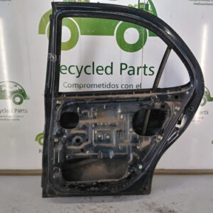 Puerta Trasera Derecha Hyundai Elantra (02727509)