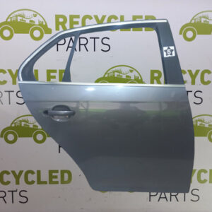 Puerta Trasera Derecha Vw Vento Lv (04507730) Lp