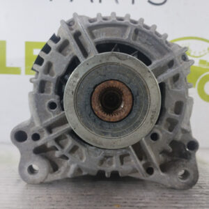 Alternador Vw Vento 2.5 (04880241)