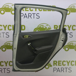 Puerta Trasera Derecha Peugeot 208 (04488393) Lp