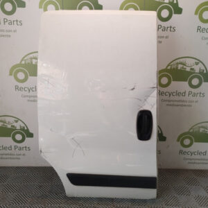 Puerta Trasera Derecha Fiat Qubo (05813708)