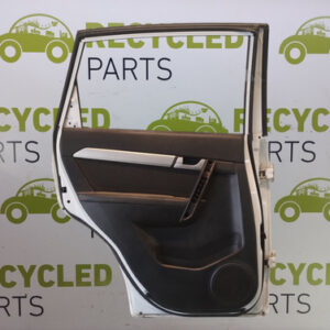 Puerta Trasera Izquierda Chevrolet Captiva (04763134)