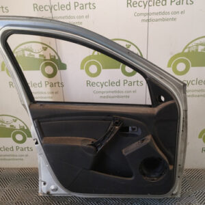 Puerta Delantera Izquierda Renault Sandero Lv (05847358)