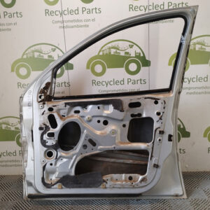 Puerta Delantera Derecha Ford Focus 1 (05257684)