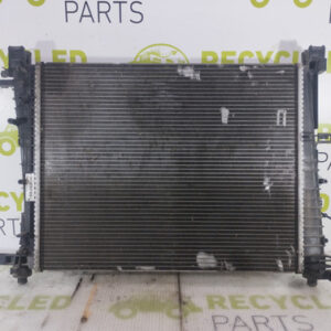 Radiador De Agua Renault Kangoo 1.6 (04935693)