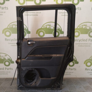 Puerta Trasera Derecha Jeep Patriot (05507410)